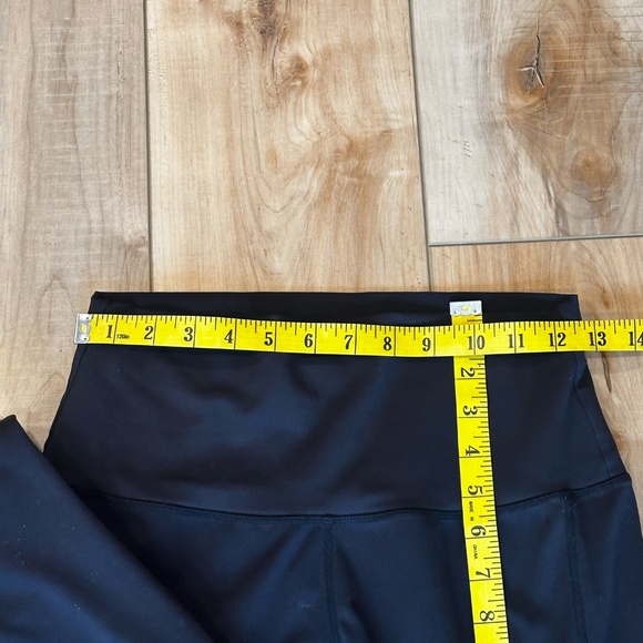 Love & Fit Full Length Black Stay Put Leggings Size Large - Picture 4 of 11